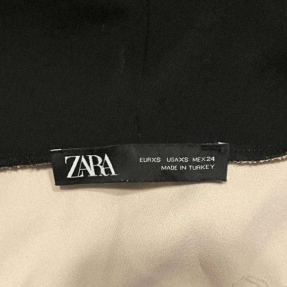 Zara Sweater - Picture 3 of 3